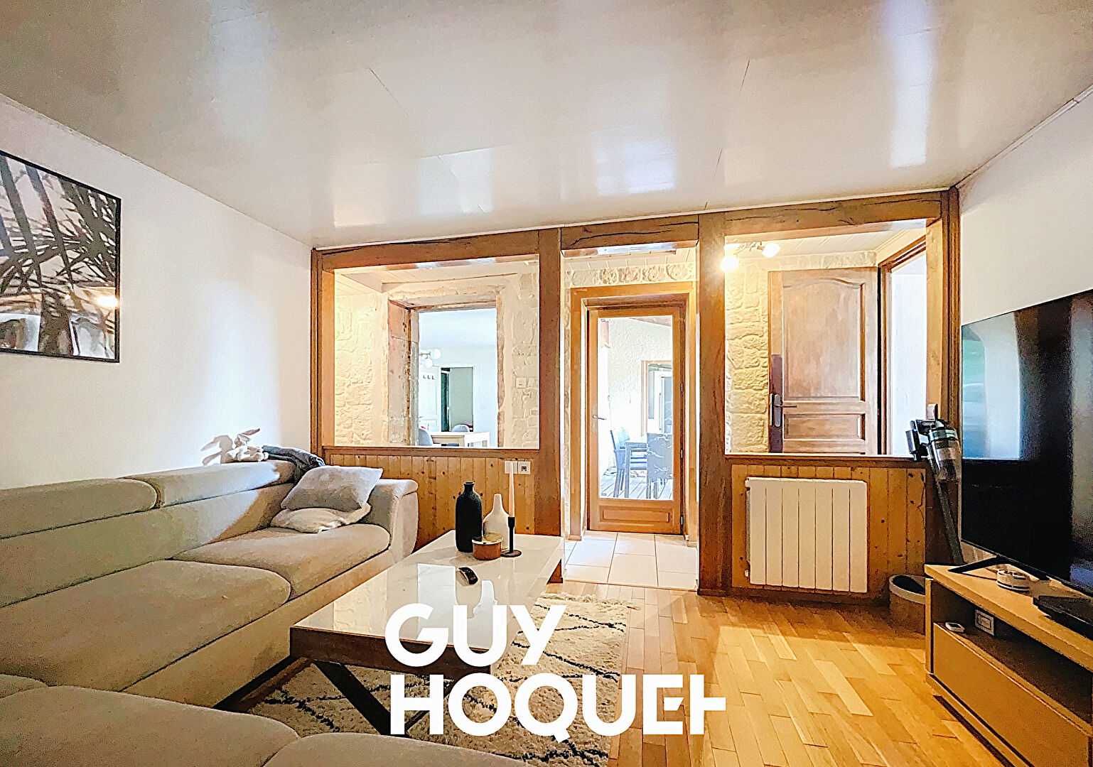 Maison en pierre 2 Chambres + Bureau + Garage et cour - 71570 SAINT AMOUR BELLEVUE