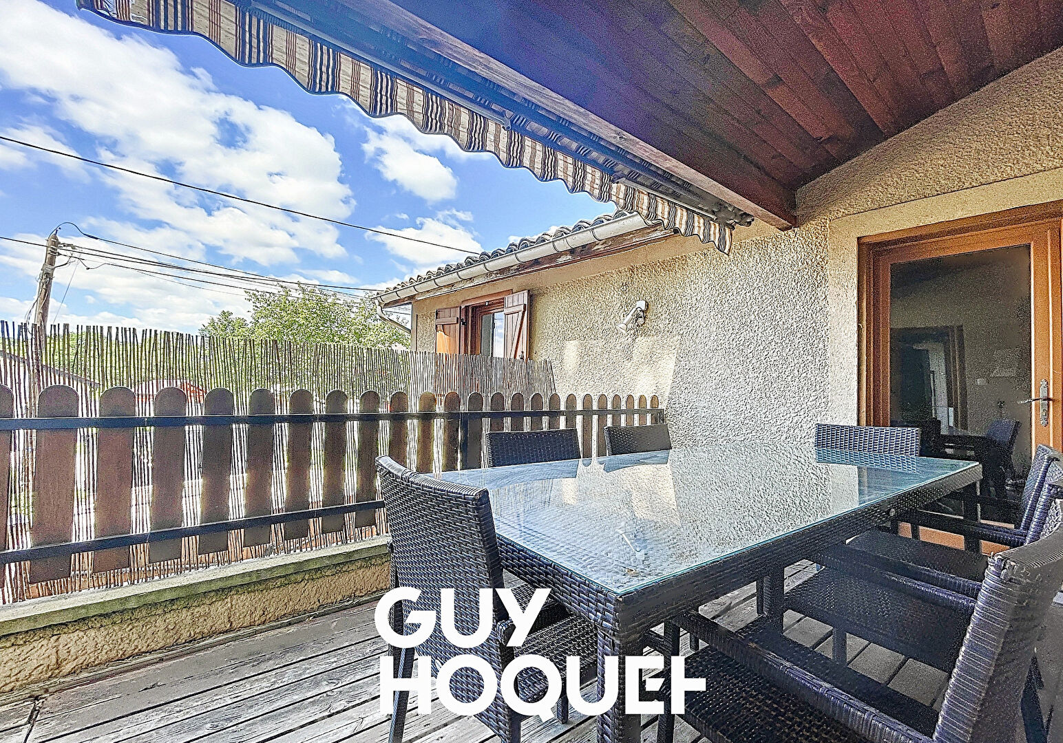 Maison en pierre 2 Chambres + Bureau + Garage et cour - 71570 SAINT AMOUR BELLEVUE