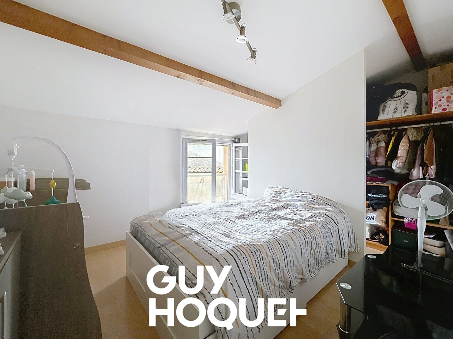 Appartement duplex Loué, 2 chambres + Terrasse + Cave + Stationnements - 71570 ROMANECHE THORINS