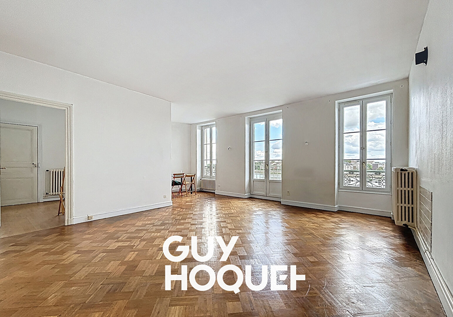 Appartement vue sur Saône, 4 Chs + Bureau et Balcon - 71000 MACON