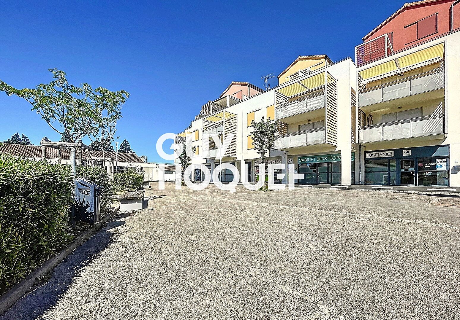 Appartement Type 3 Avec terrasse et Garage - 71850 CHARNAY LES MACON