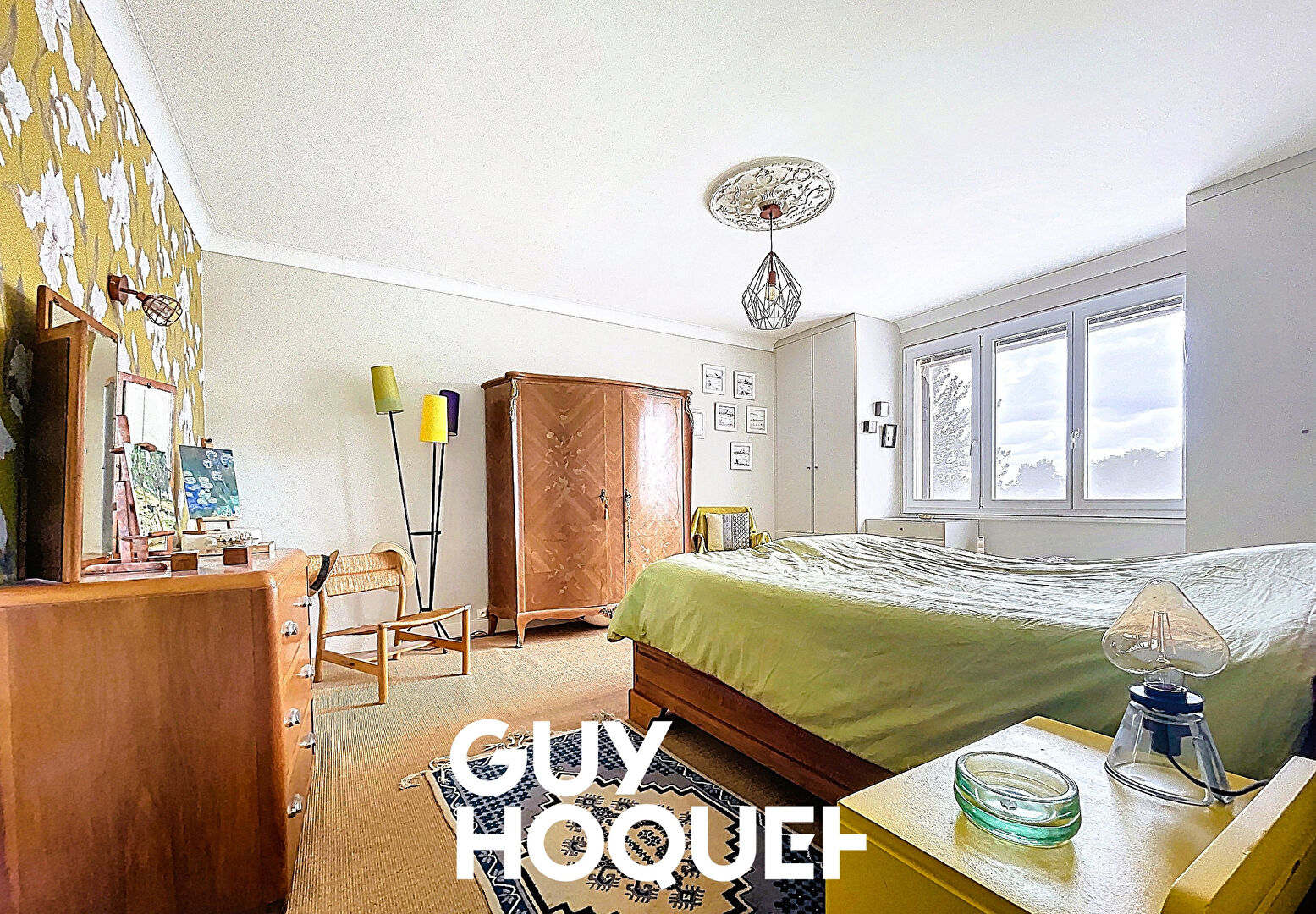 Villa 7 Chambres + Dépendances, Piscine et  terrain de 1576 m² - 71570 LA CHAPELLE DE GUINCHAY