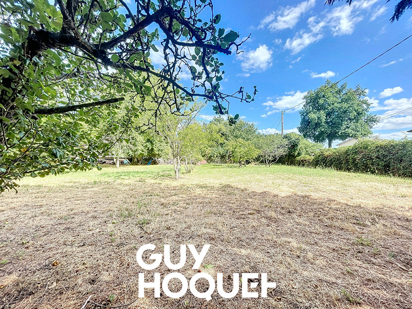 Terrain constructible 1150 m² , Environnement exceptionnel - 71570 ST AMOUR BELLEVUE