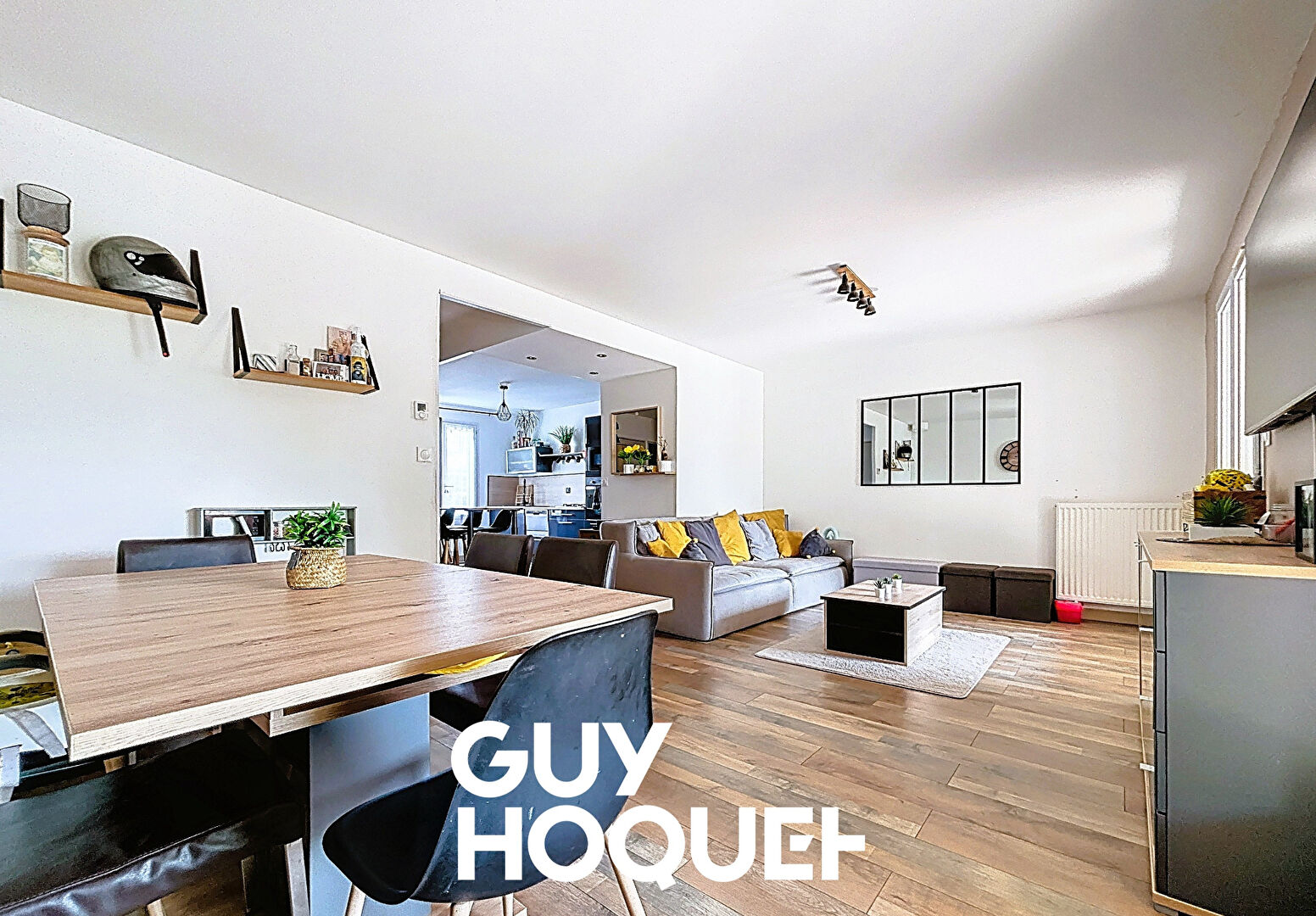 Villa Récente 4 Chs + Garage et Terrain de 259 m² - 71570 SAINT SYMPHORIEN D'ANCELLES