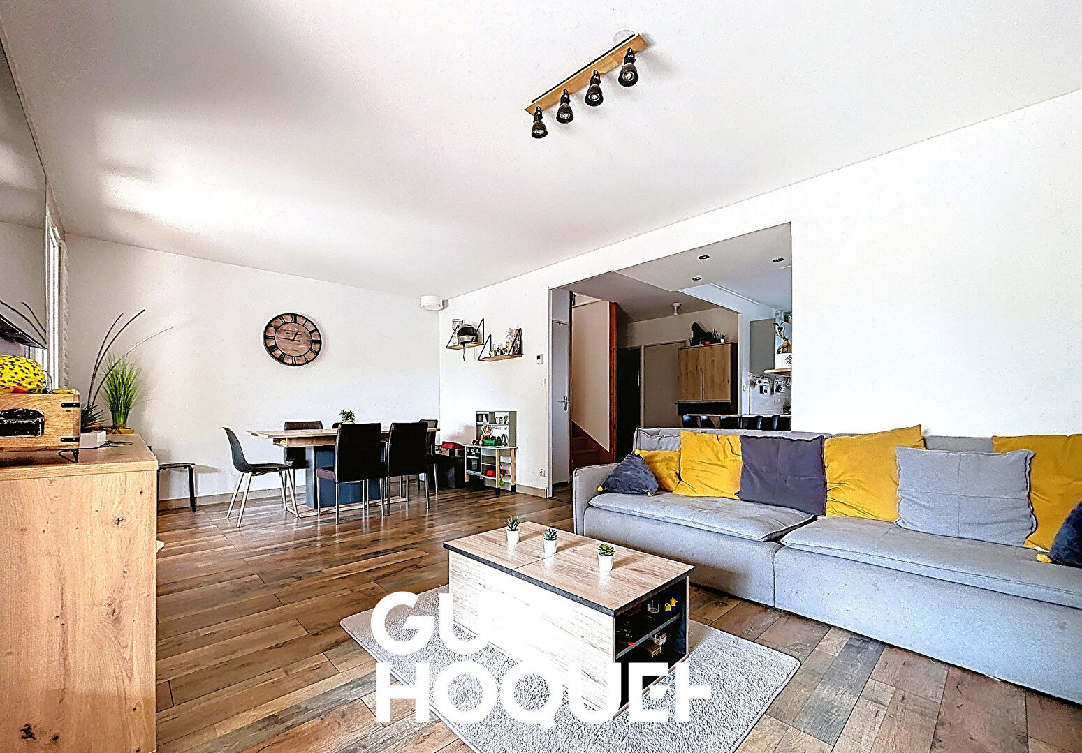 Villa Récente 4 Chs + Garage et Terrain de 259 m² - 71570 SAINT SYMPHORIEN D'ANCELLES