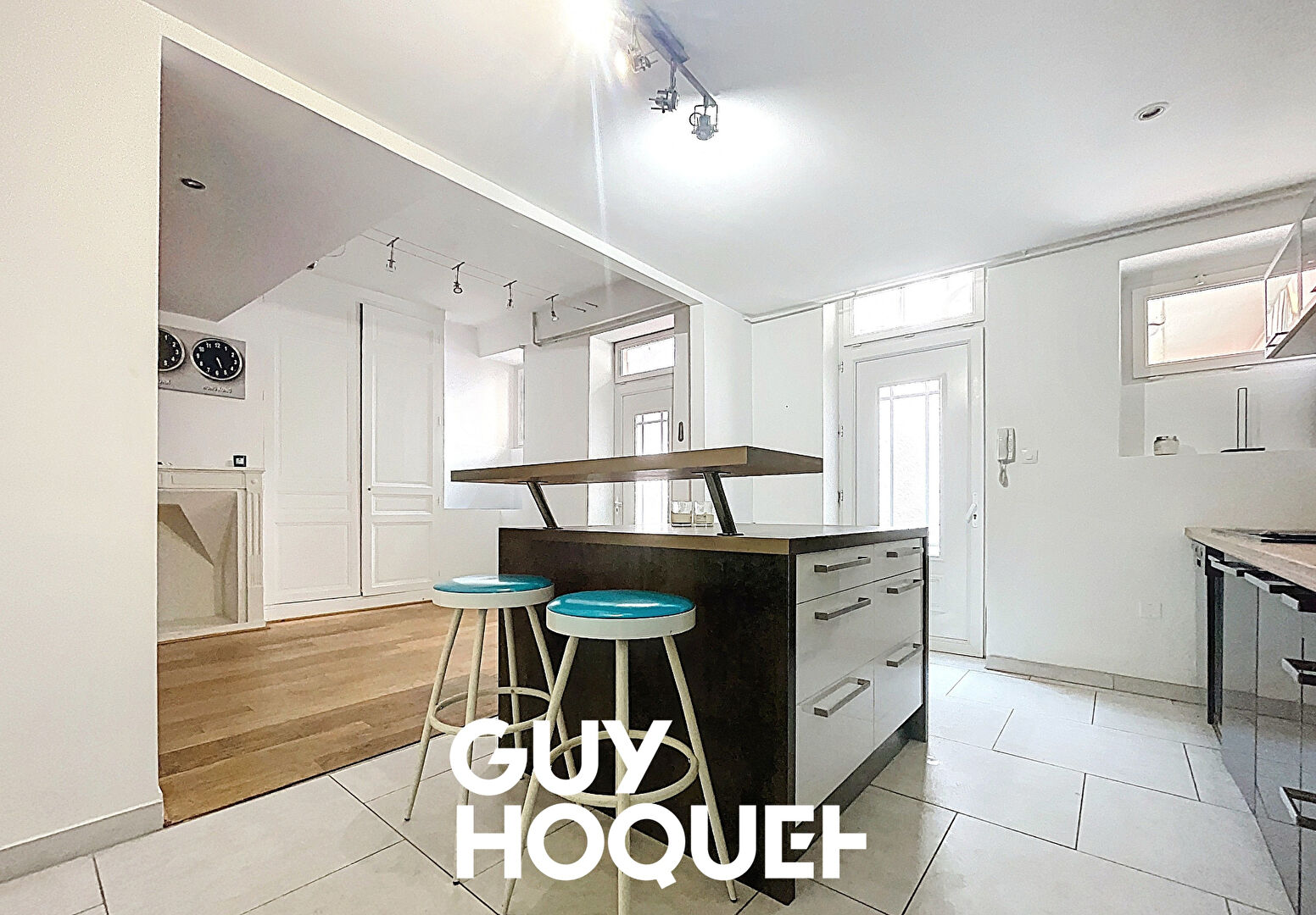 Appartement Type 3  de 85 m² + Cave - 71000 MACON