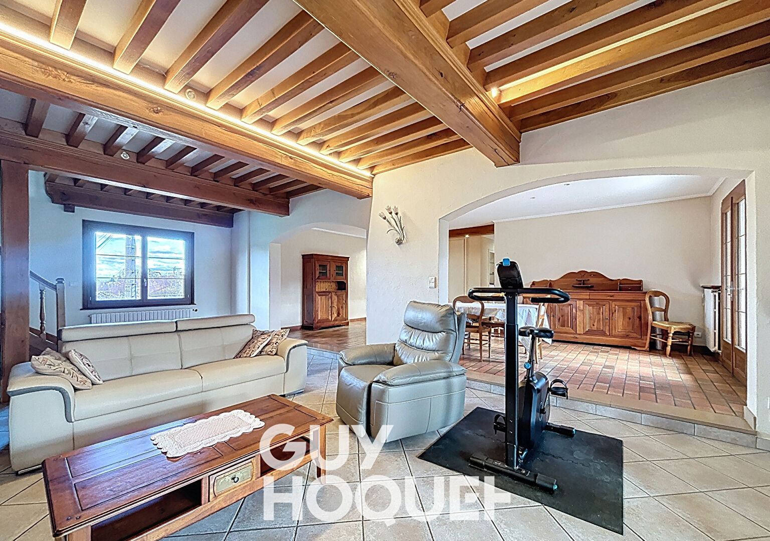 Maison 6CHBS + Dépendances - 71260 SENOZAN