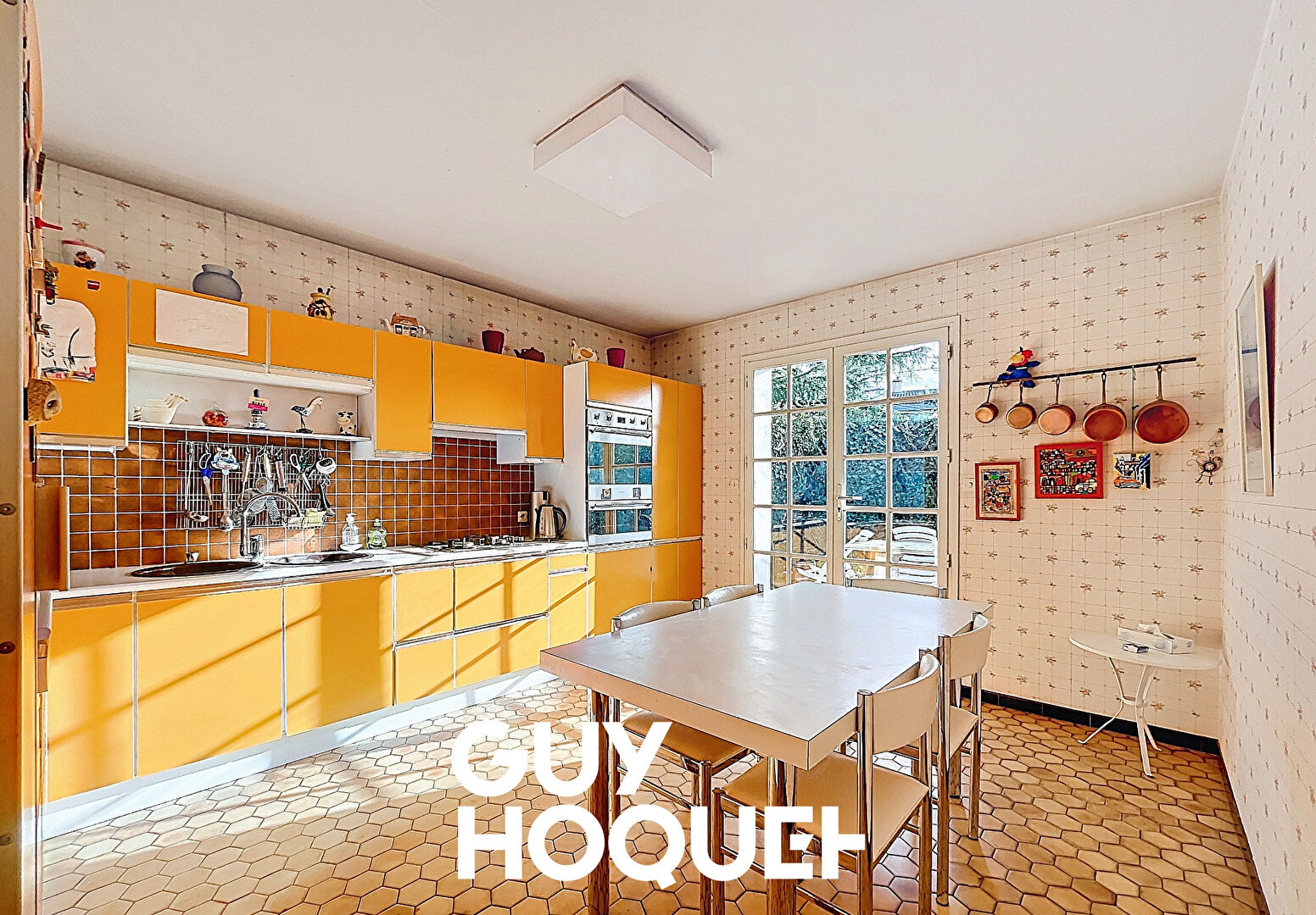 Maison Charnay Les Macon 8 pièce(s) 174 m2