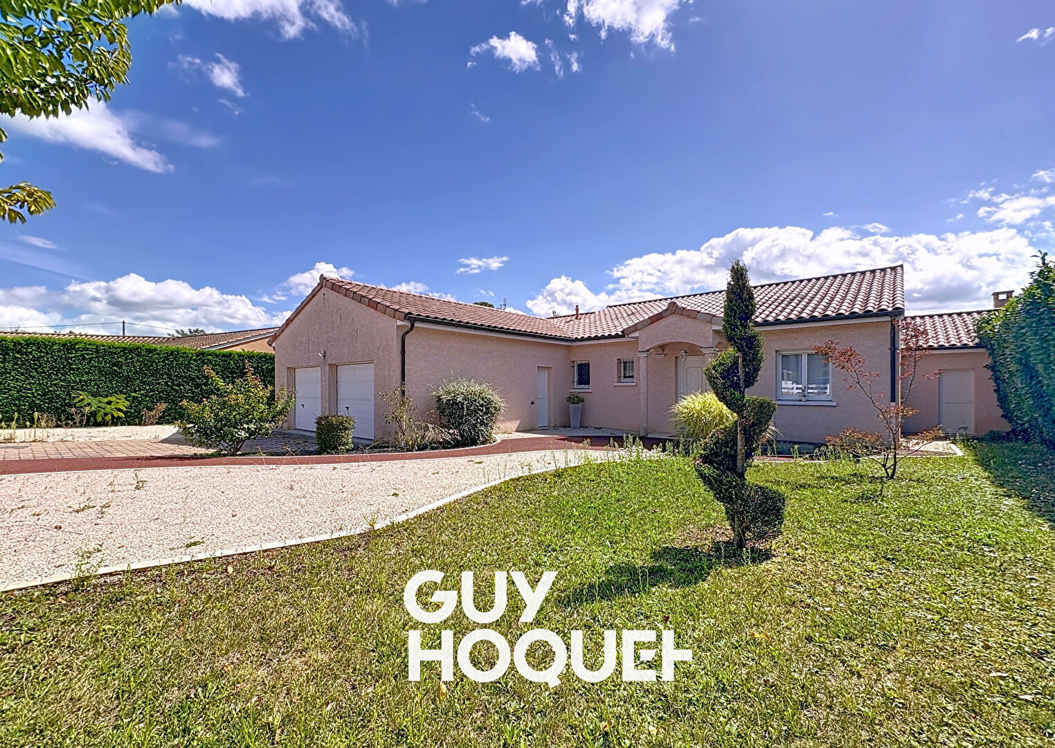 Villa Plain Pied 3CHBS + Dble Garage - 71850 CHARNAY LES MACON