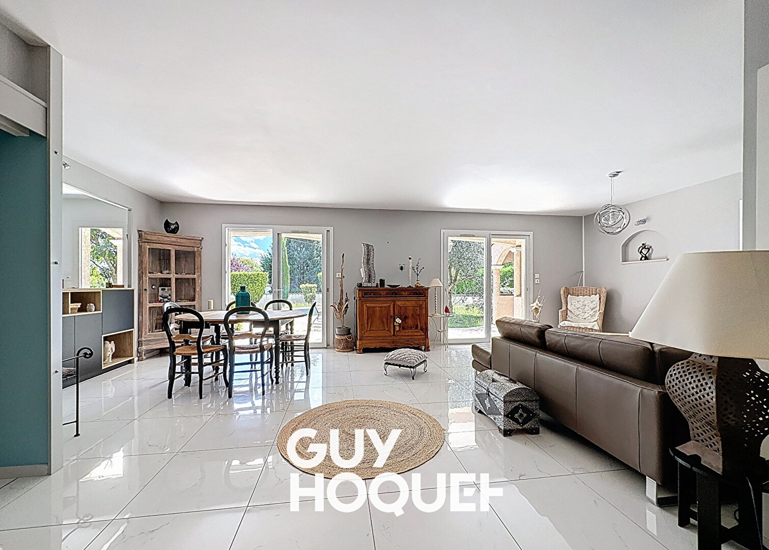 Villa Plain Pied 3CHBS + Dble Garage - 71850 CHARNAY LES MACON