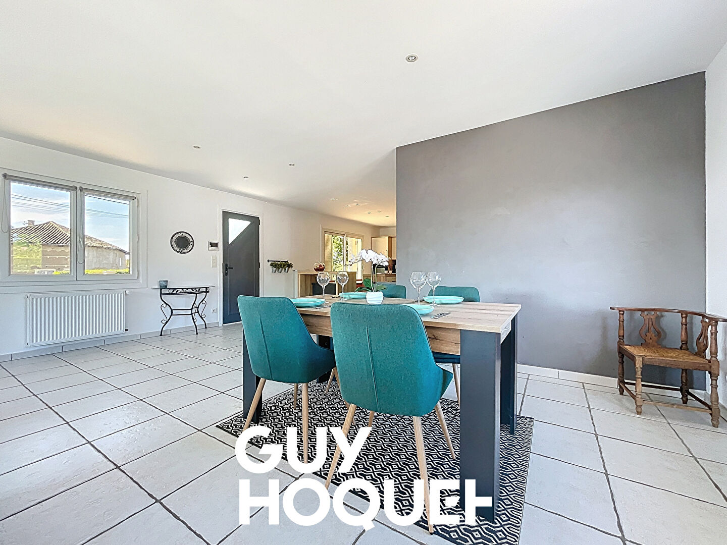 Villa de plain-pied lumineuse et peu énergivore, terrasses couvertes et Garage - 01290 GRIEGES