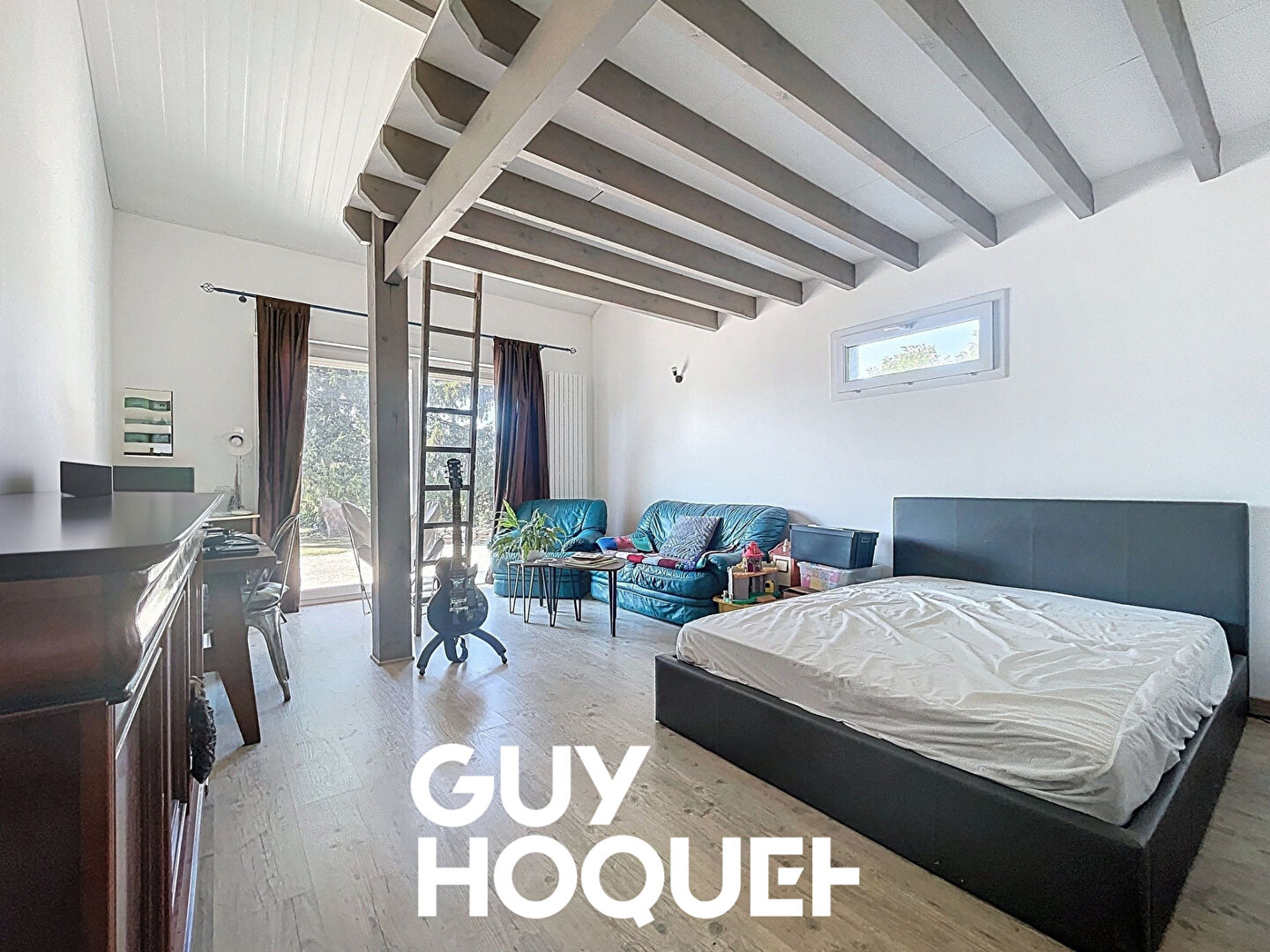 Villa de plain-pied lumineuse et peu énergivore, terrasses couvertes et Garage - 01290 GRIEGES