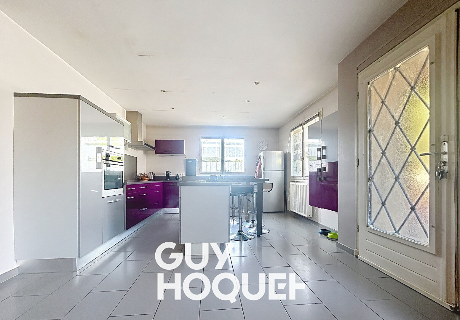 Grande Maison et Dépendances - 71570 LEYNES