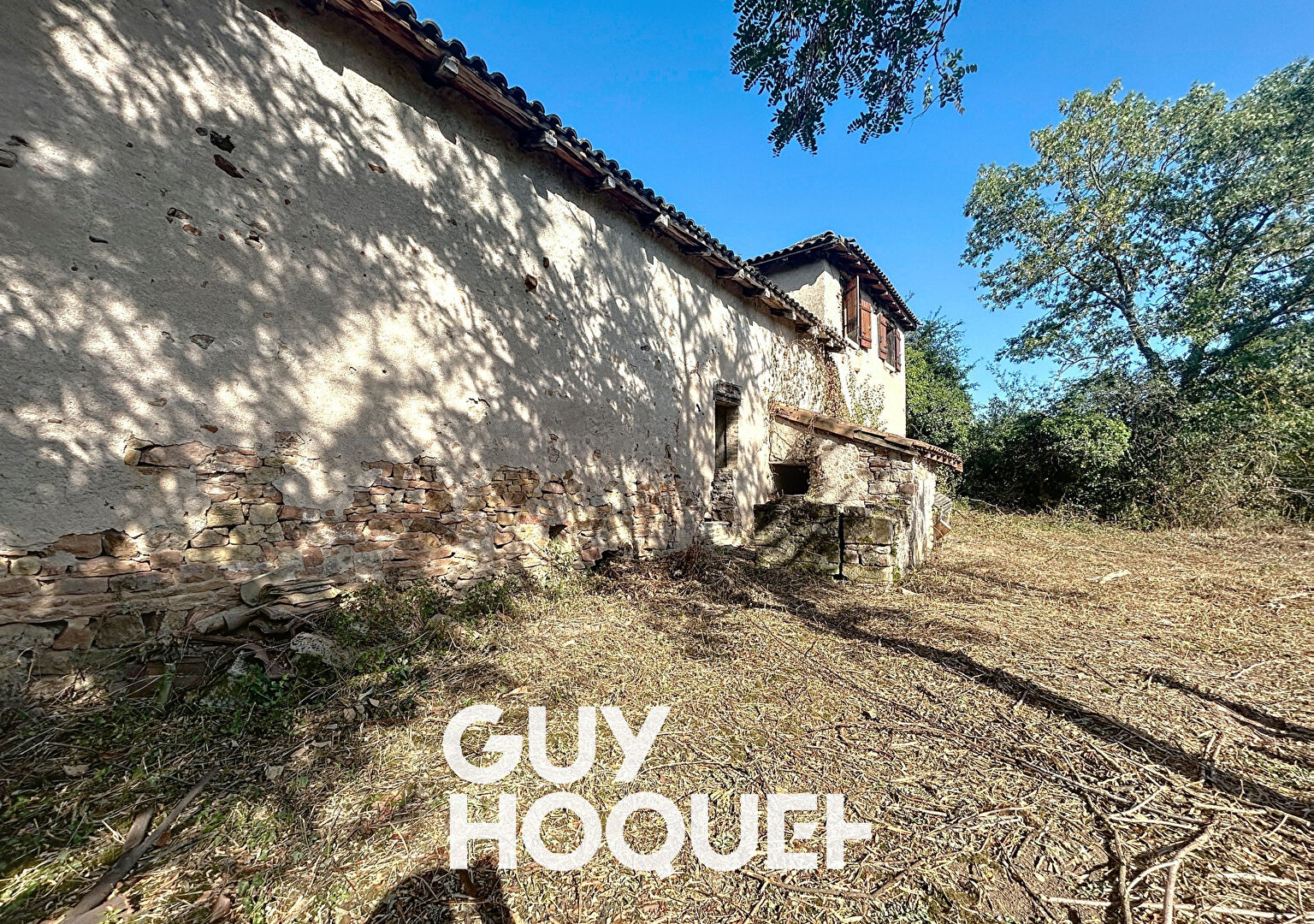 Grande Maison et Dépendances - 71570 LEYNES