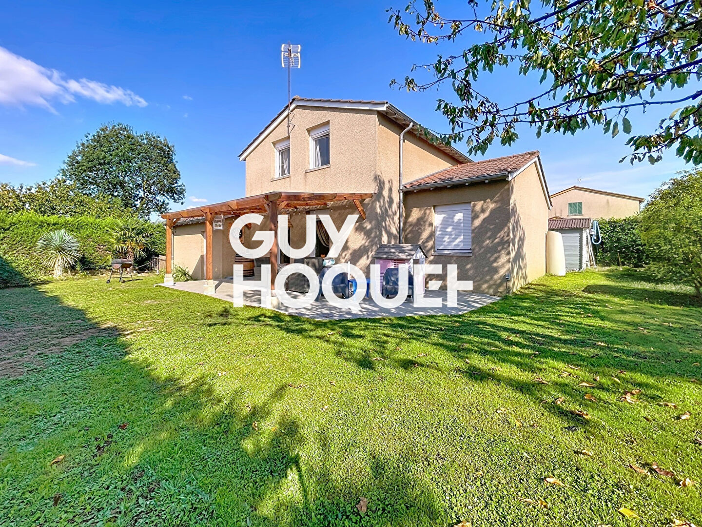 Villa Récente 3 Chs + GGE et Terrain de 623 m² - 71570 LA CHAPELLE DE GUINCHAY