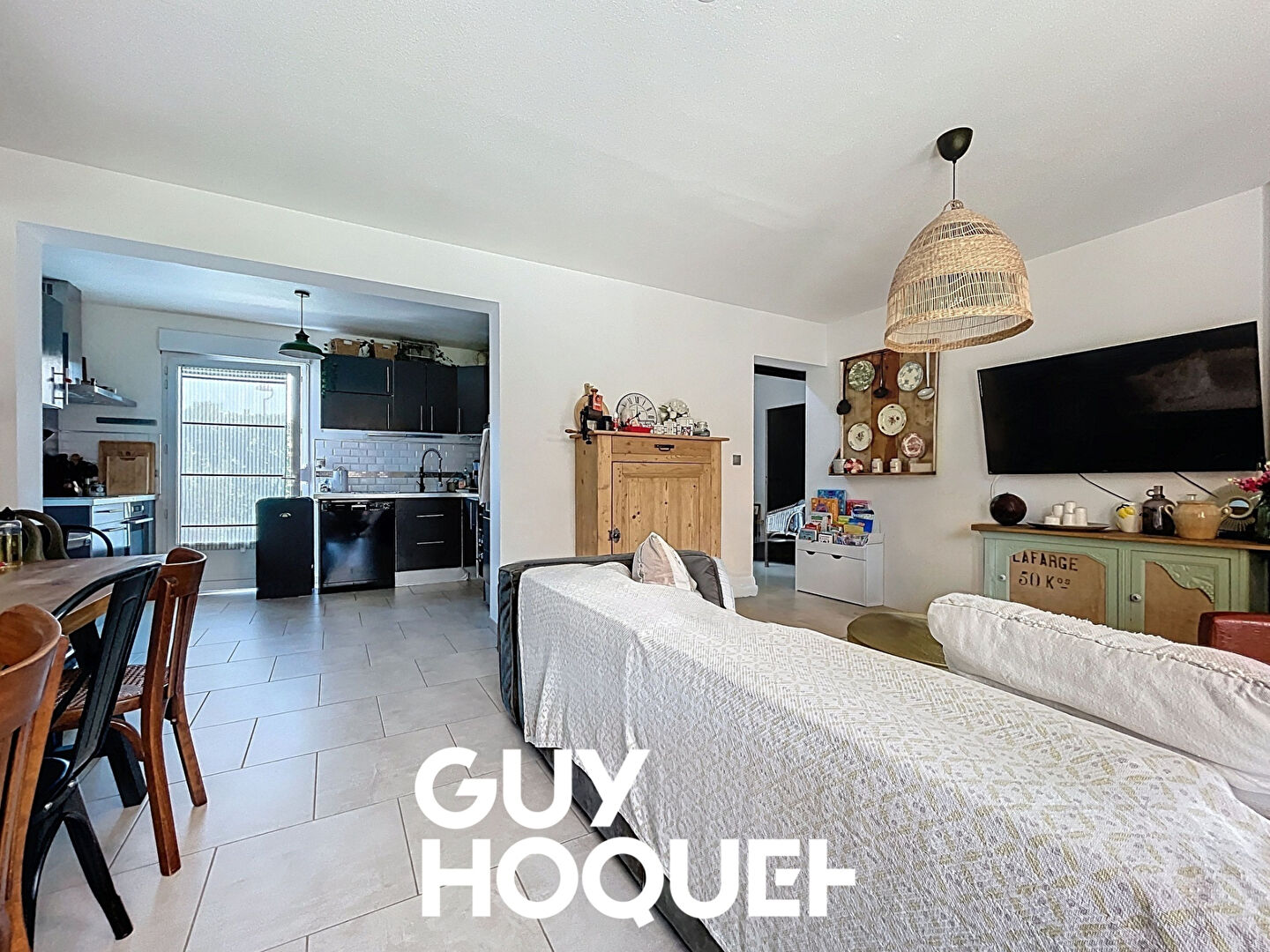 Villa Récente 3 Chs + GGE et Terrain de 623 m² - 71570 LA CHAPELLE DE GUINCHAY