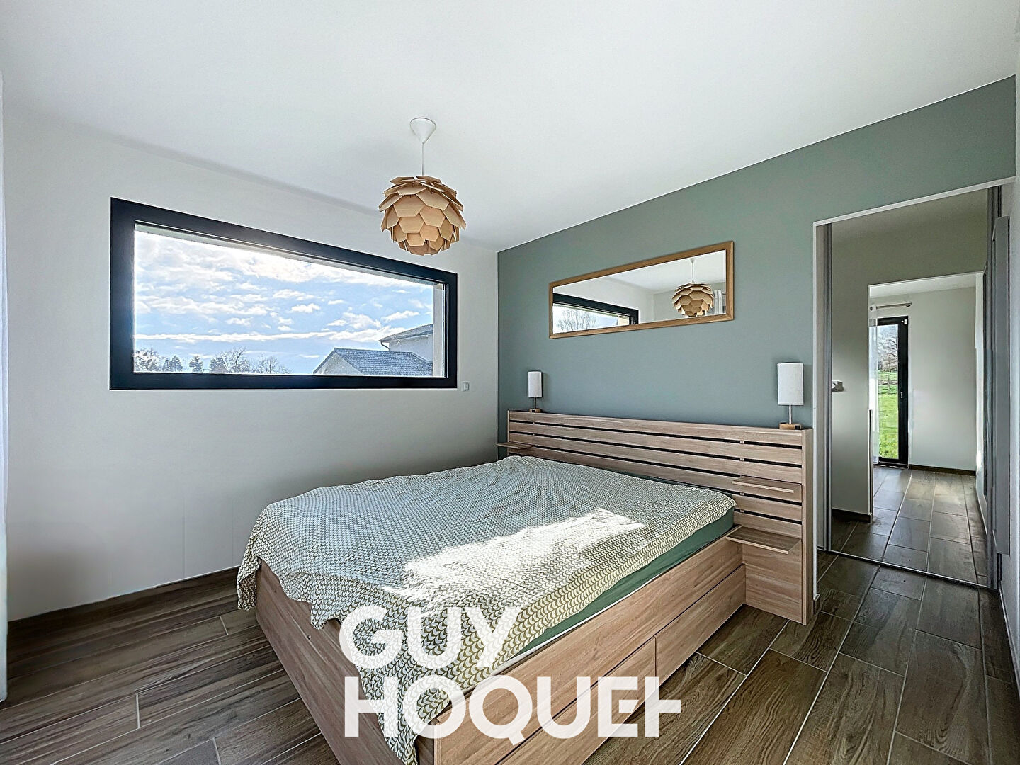 Villa de Plain-pied récente 3 Chambres + Coin Bureau et Double Garage