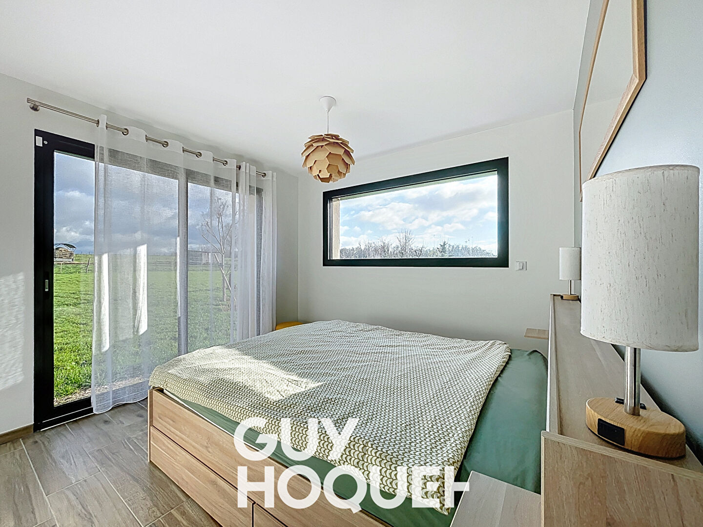 Villa de Plain-pied récente 3 Chambres + Coin Bureau et Double Garage