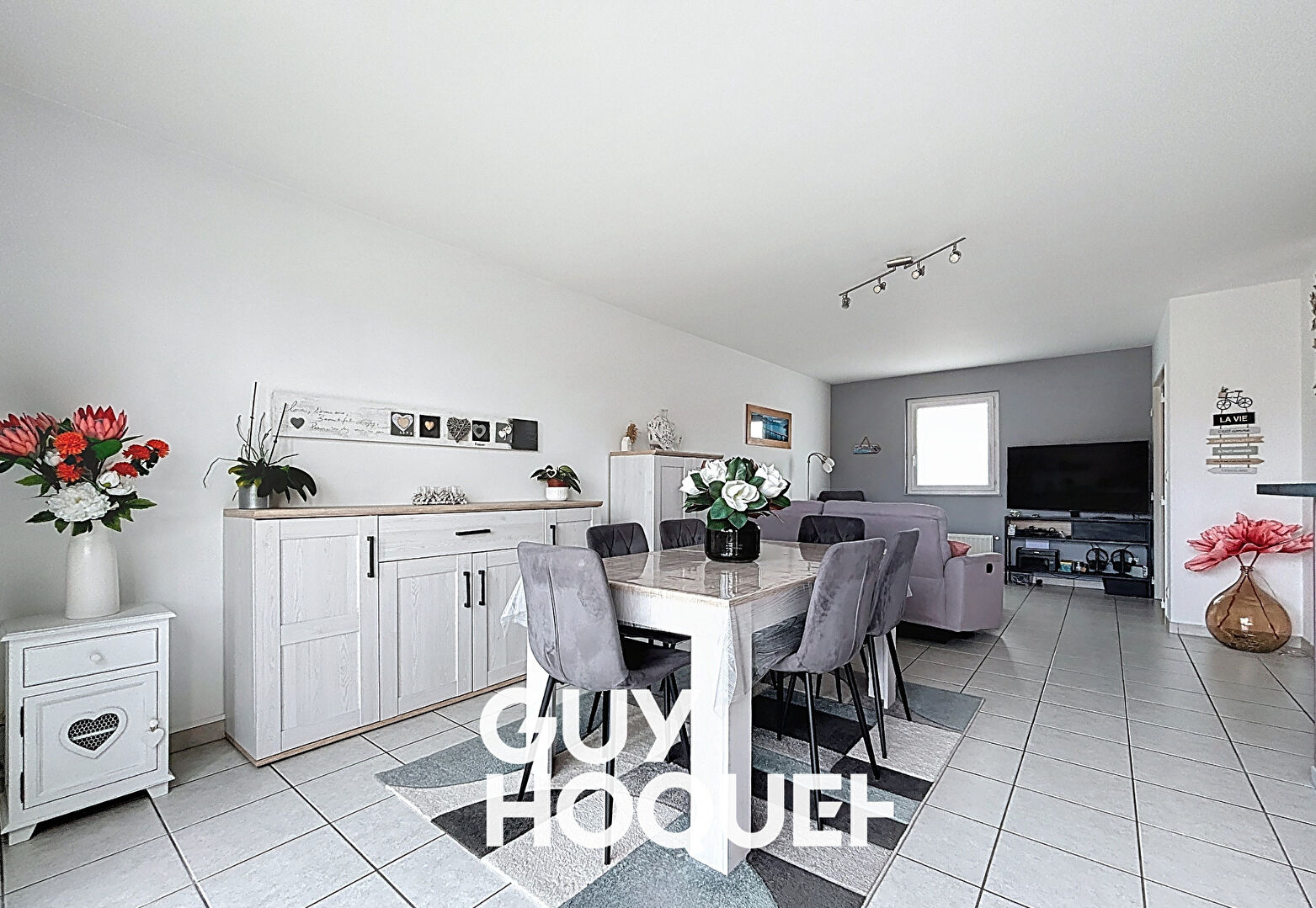 Appartement Duplex Charnay Les Macon, 3 Chambres, Garage