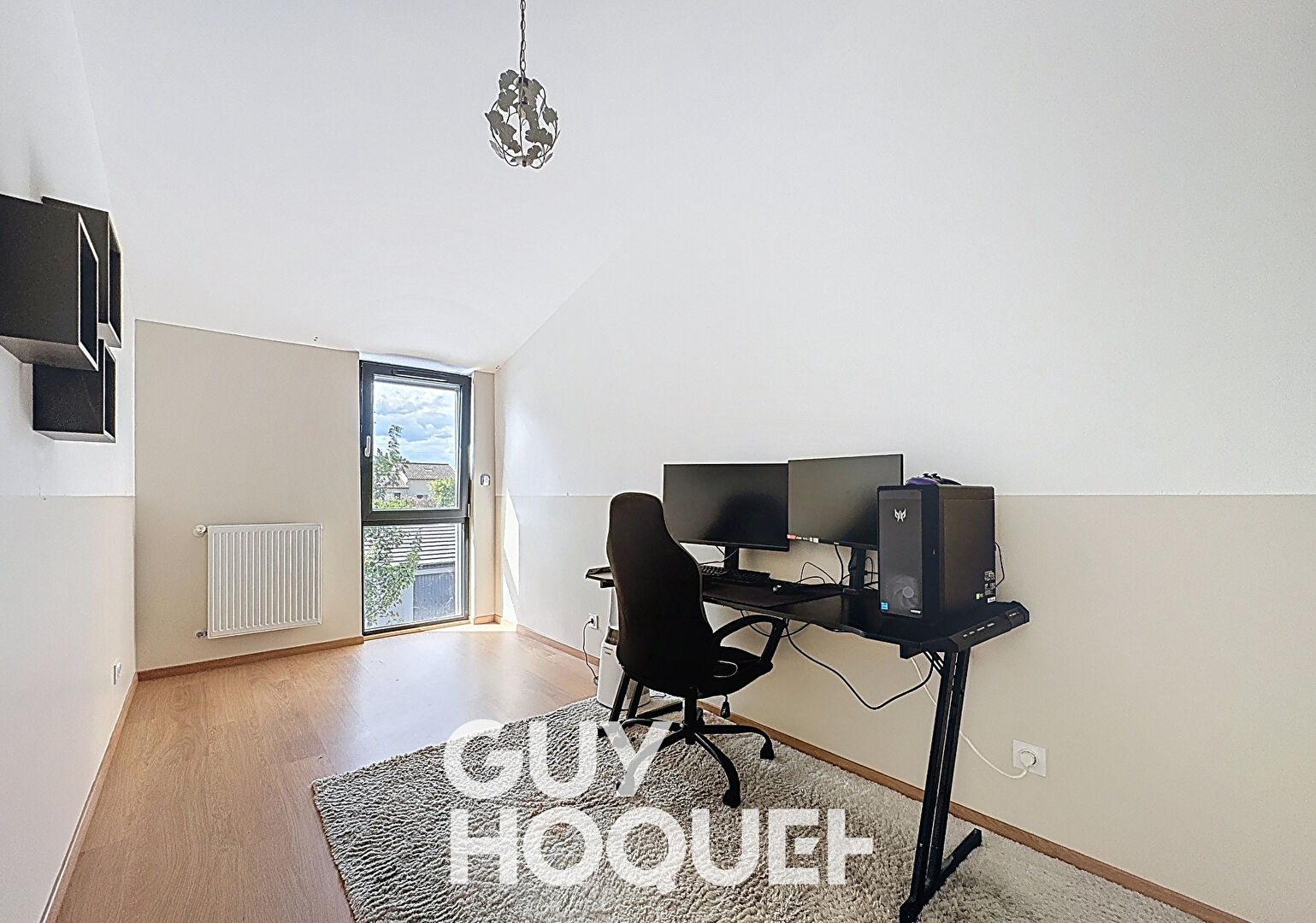 Duplex avec 2 Chambres et Garage 71000 VARENNES LES MACON