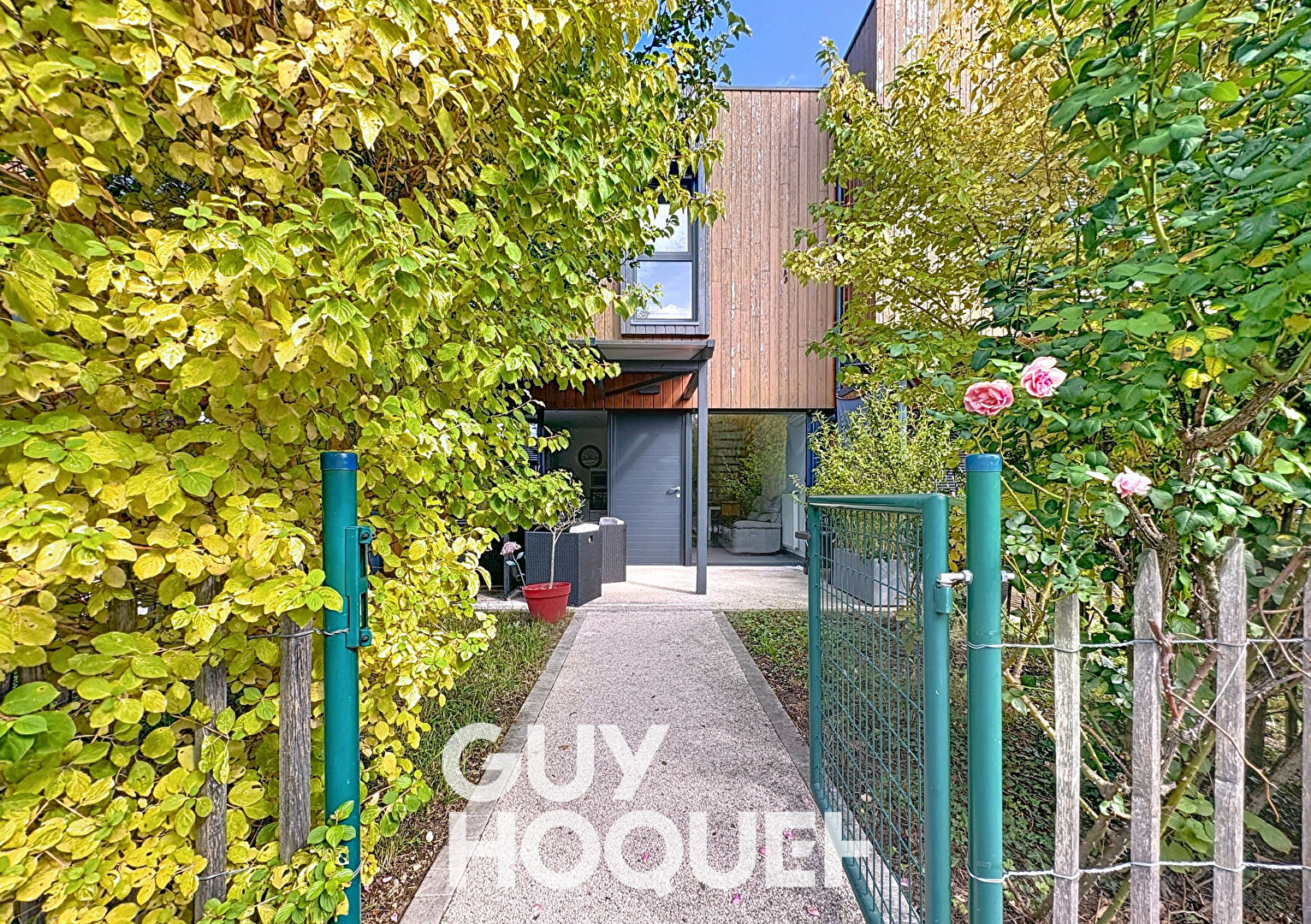 Duplex avec 2 Chambres et Garage 71000 VARENNES LES MACON