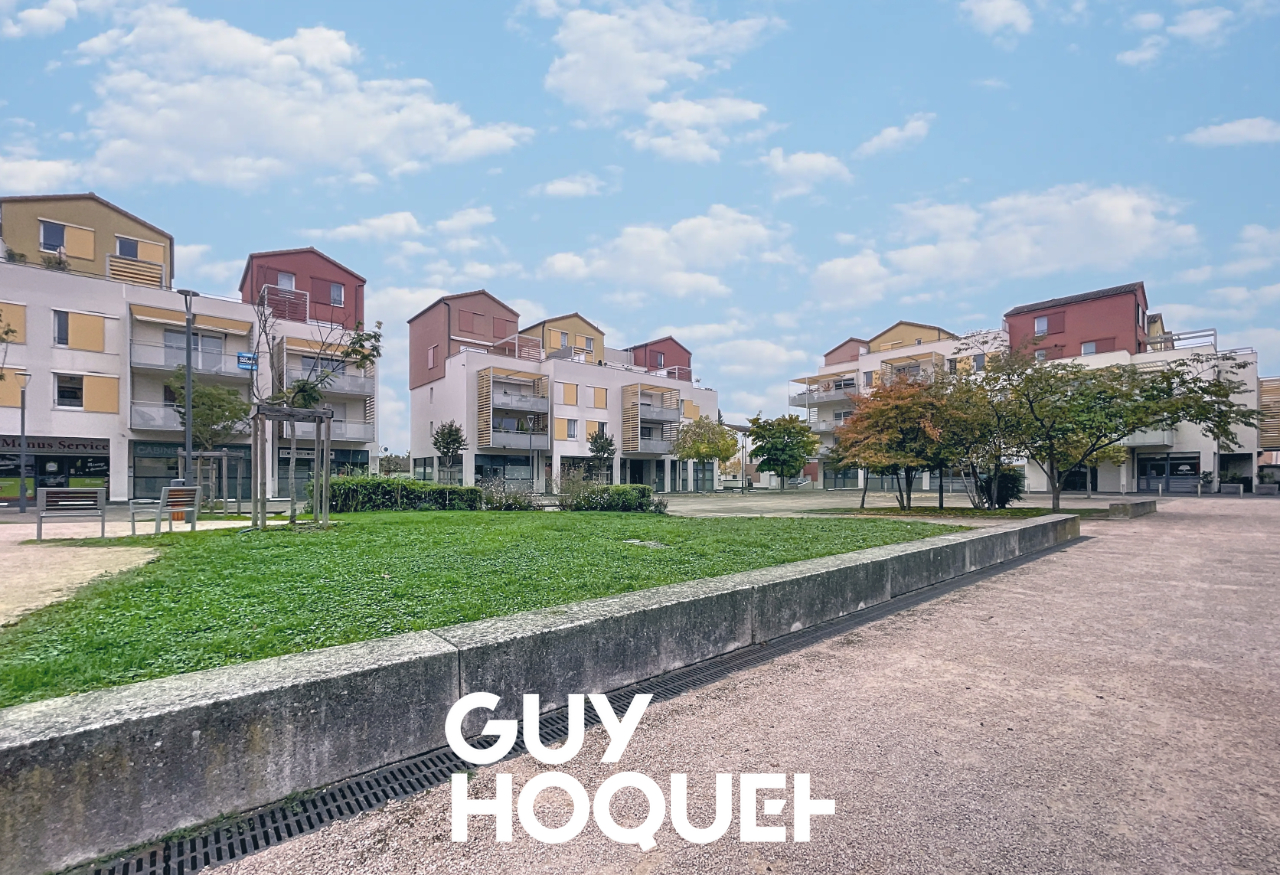 Appartement de type 2 + Garage et Terrasse - 71850 CHARNAY LES MACON