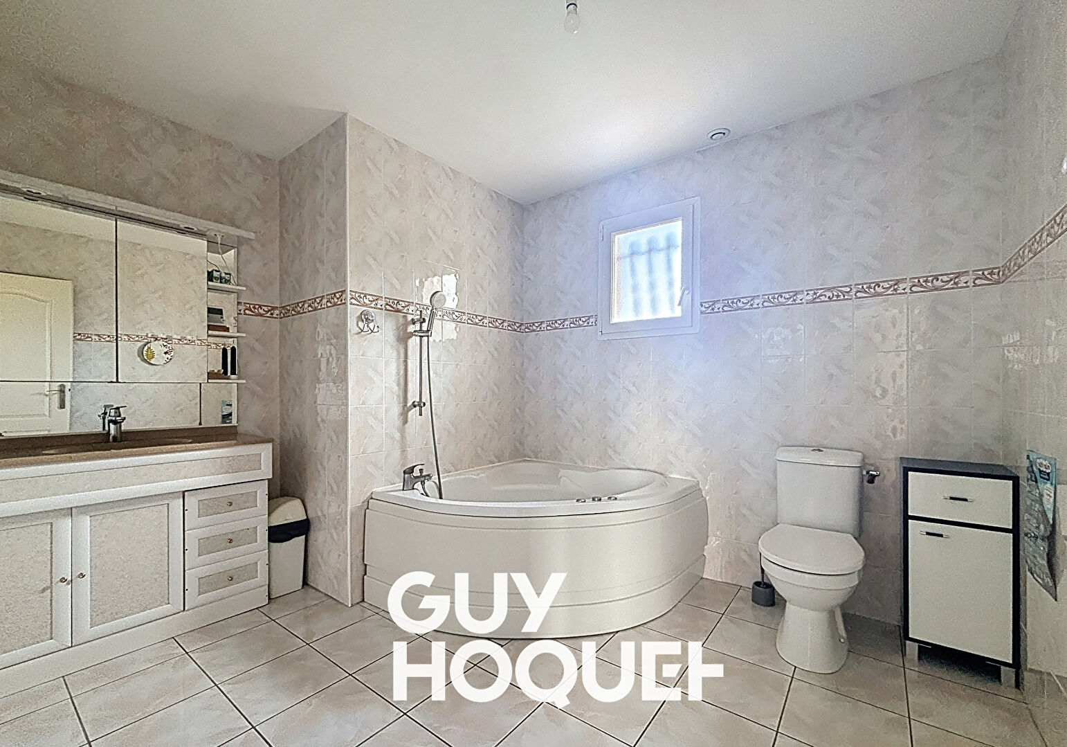 Maison Charnay Les Macon 5 Chambres 155 m2