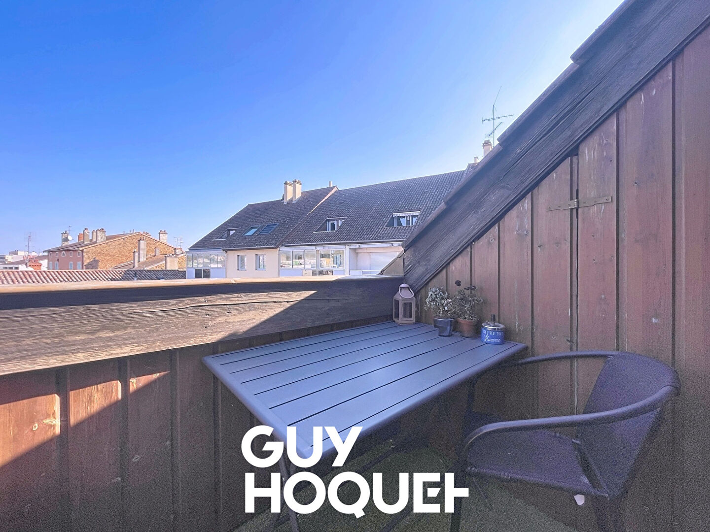 Appartement T2 Rénové avec vue Imprenable - 71000 MÂCON