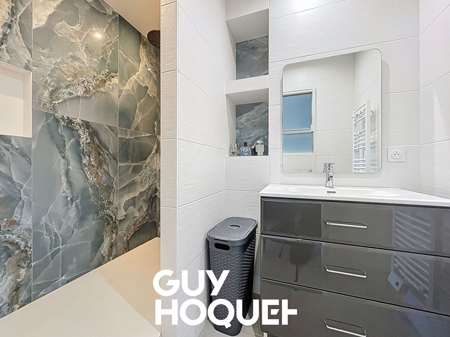 Appartement T2 Rénové avec vue Imprenable - 71000 MÂCON