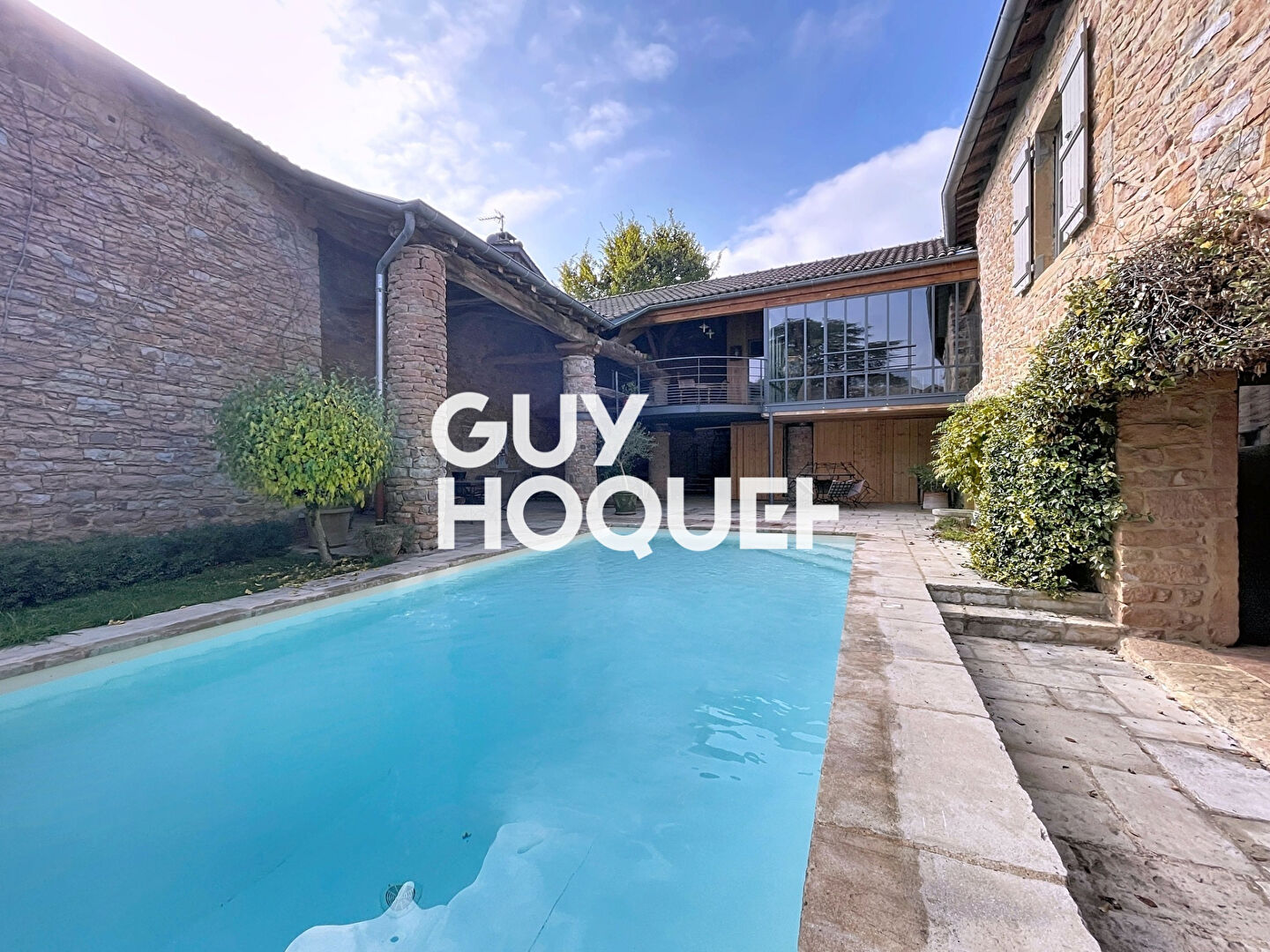 Maison de prestige en pierres - 71570 CHASSELAS