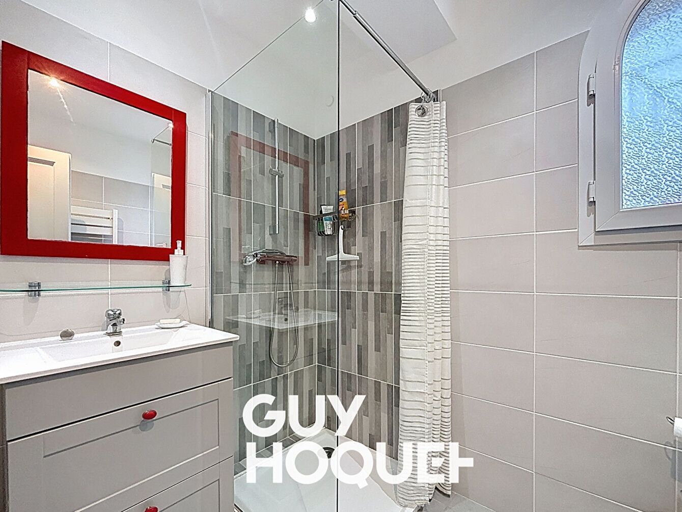 Maison Chic et Raffinée de 4 chambres + Garage - 71000 MACON