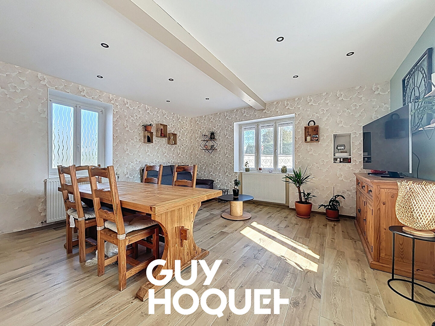 Maison 5CHBS + Piscine et Garage - 01290 CORMORANCHE SUR SAONE