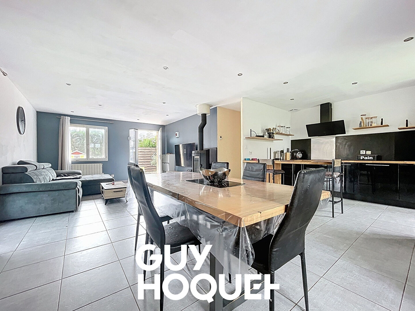 Charmante Villa de Plain-pied, 4 Chambres, Piscine - 69840 CHENAS