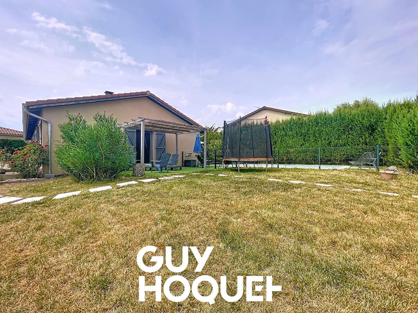 Charmante Villa de Plain-pied, 4 Chambres, Piscine - 69840 CHENAS