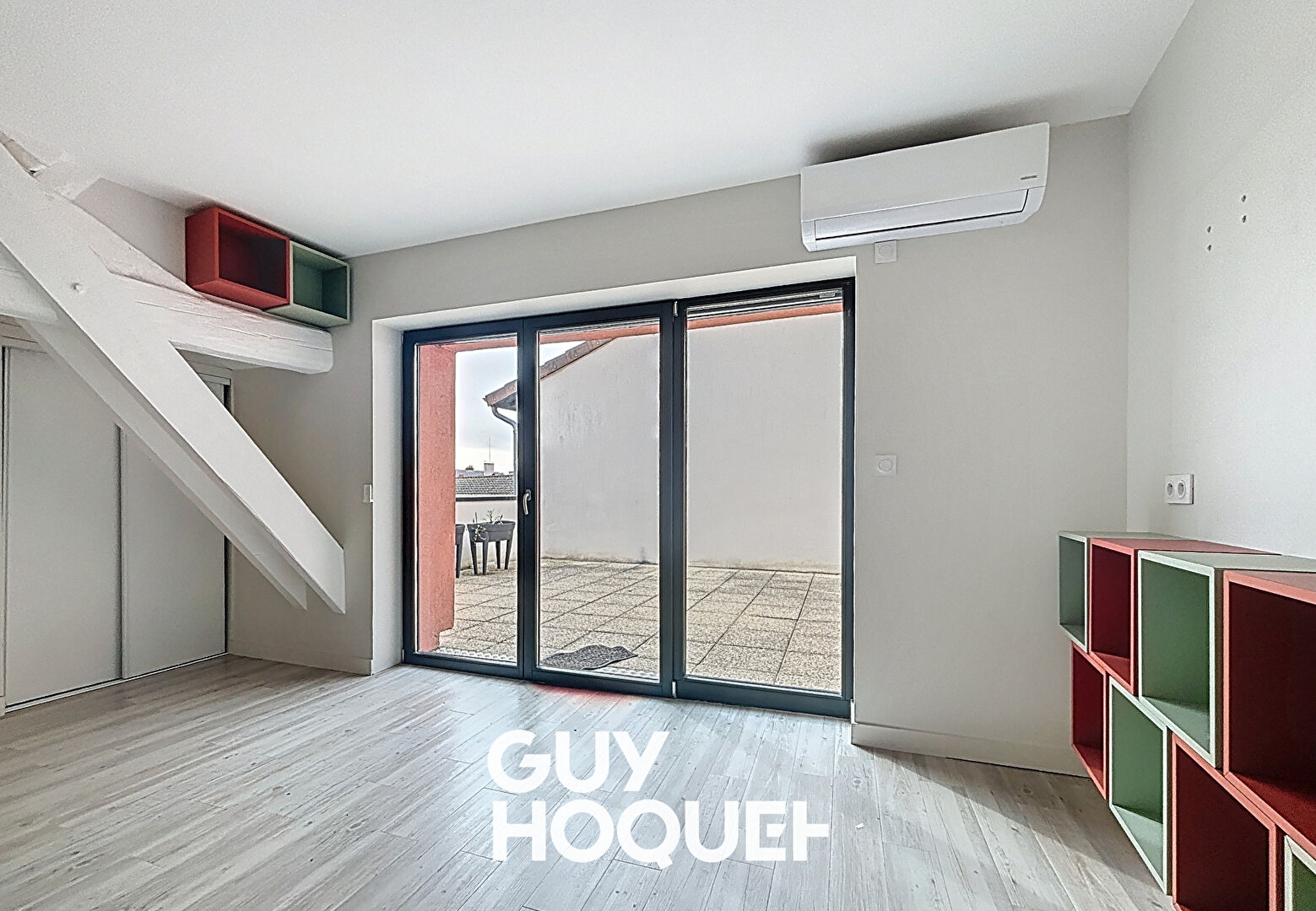 Appartement de type 3 + Terrasse + Parking - 71000 MACON