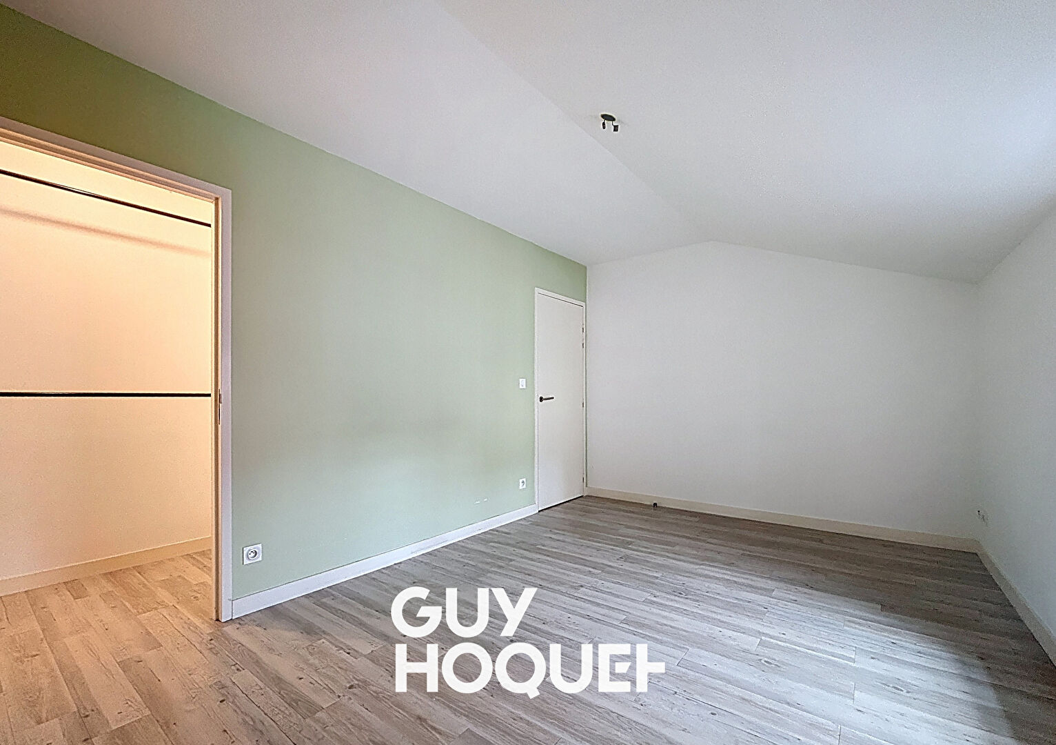 Appartement de type 3 + Terrasse + Parking - 71000 MACON