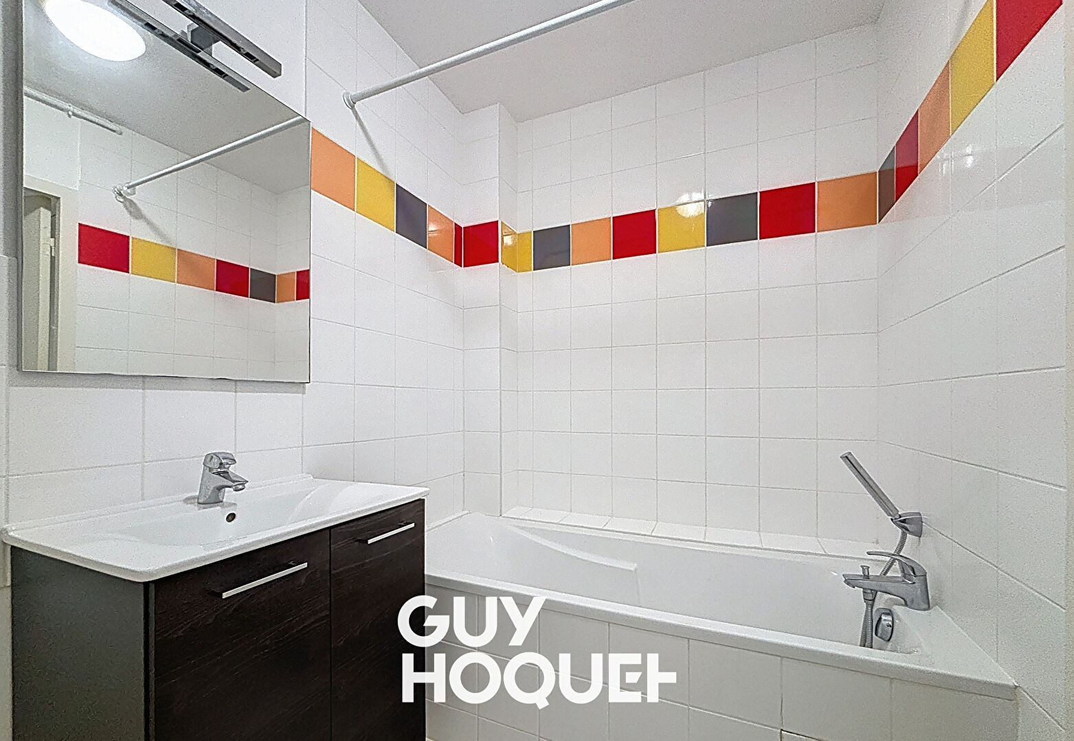 Appartement de type 3 + Terrasse + Parking - 71000 MACON