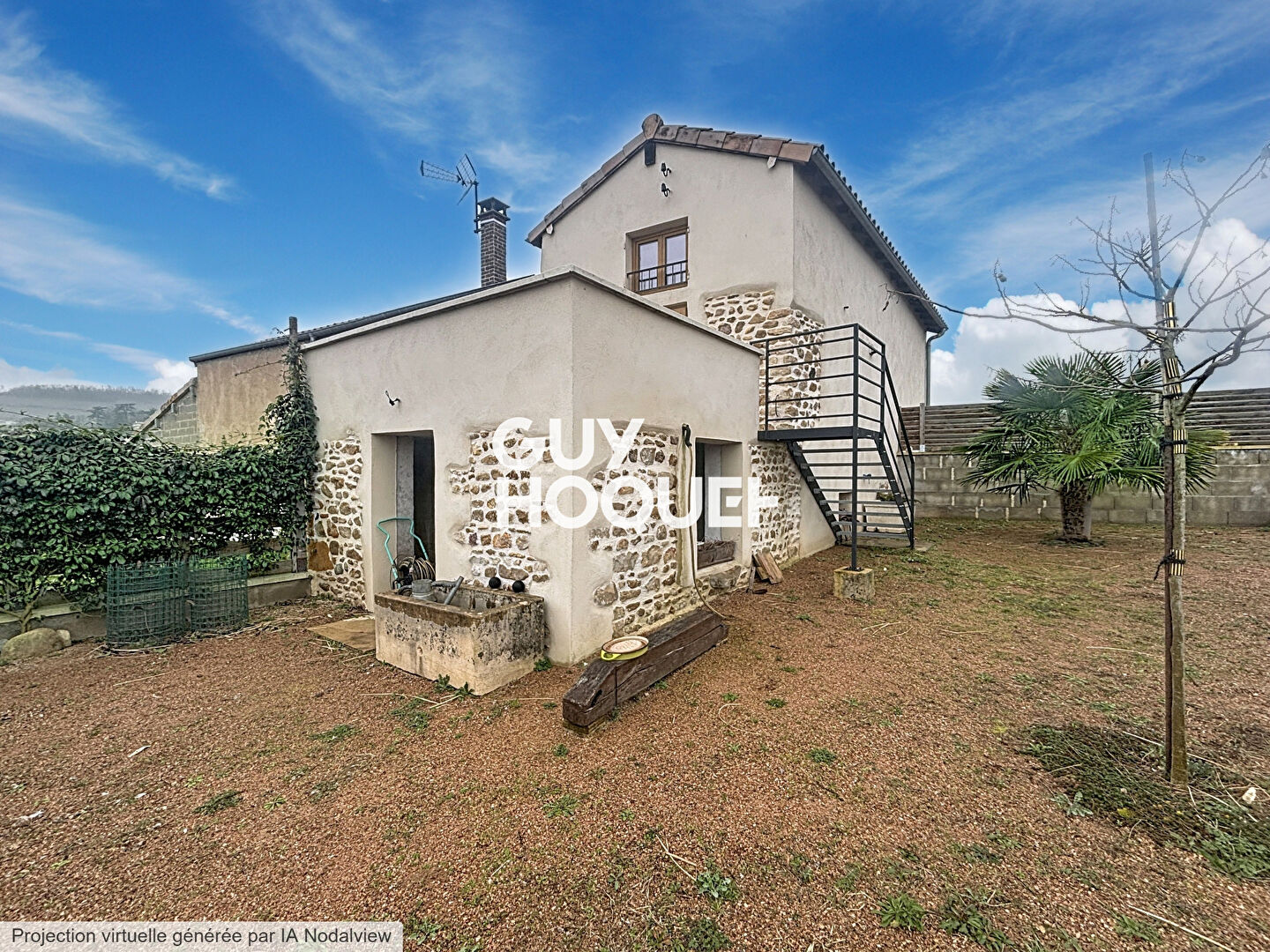 SOUS OFFRE Magnifique Maison Rénovée de 5 pièces, GGE - 69840 JULIENAS