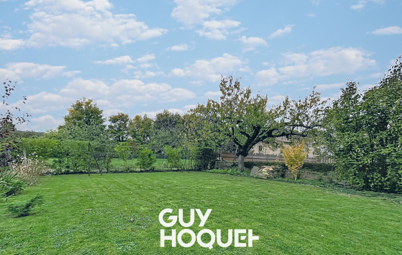 Authentique maison en pierre avec dépendance et terrain constructible ? 71680 CRECHES SUR SAONE