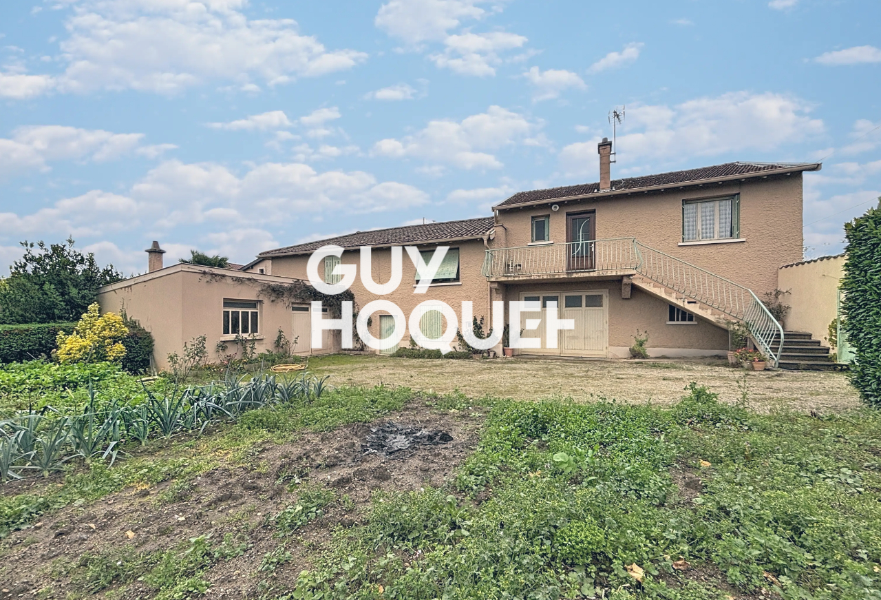 Maison La Chapelle De Guinchay 6 pièce(s) 146 m2