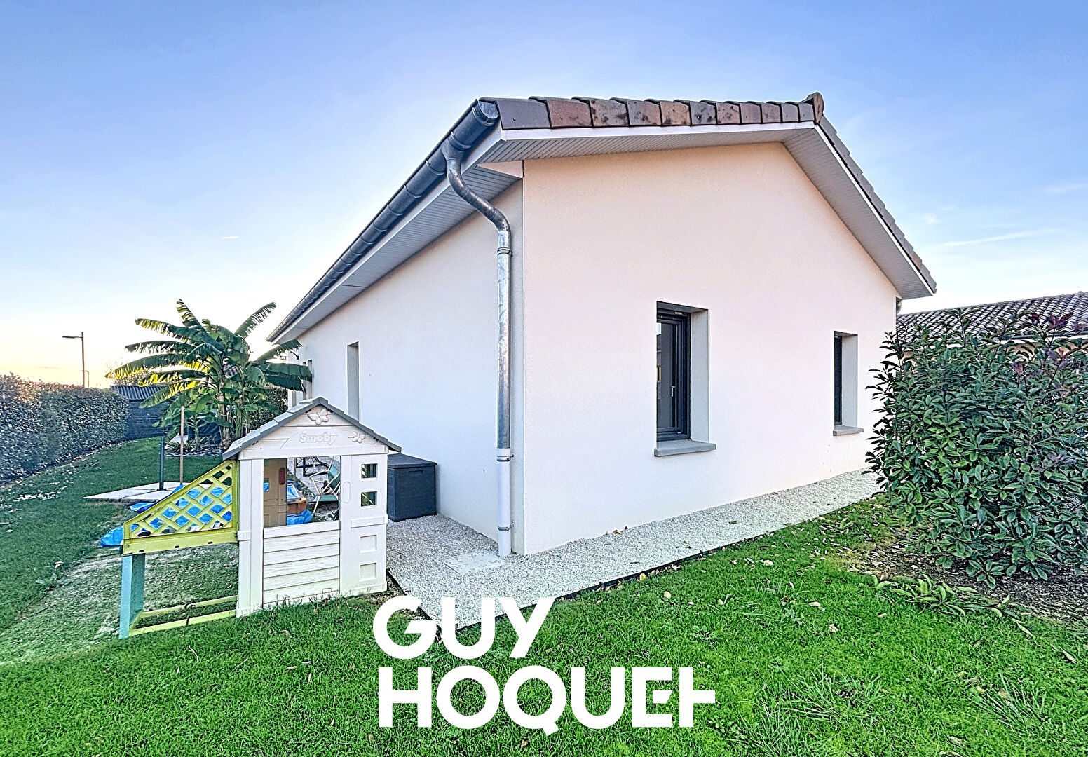 Villa de Plain Pied 3 Chs + Garage et terrain de 480 m² environ - 71570 LA CHAPELLE DE GUINCHAY