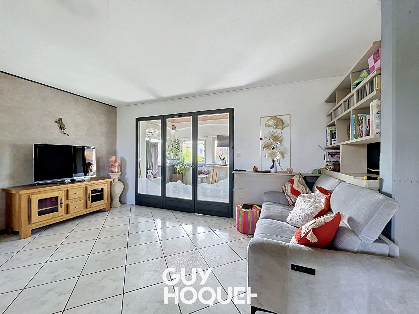 Maison 3 Chs + appartement T3 et dépendances attenantes - 01290 CRUZILLES-LES-MÉPILLAT