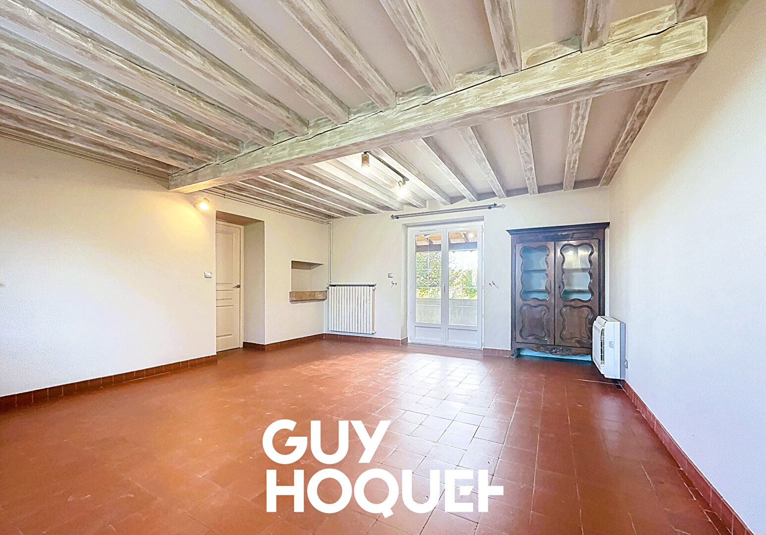 Maison de Vigneron avec deux logements 6 Chs + Dépendances et terrain de 1500 m² environ - 69840 CHENAS