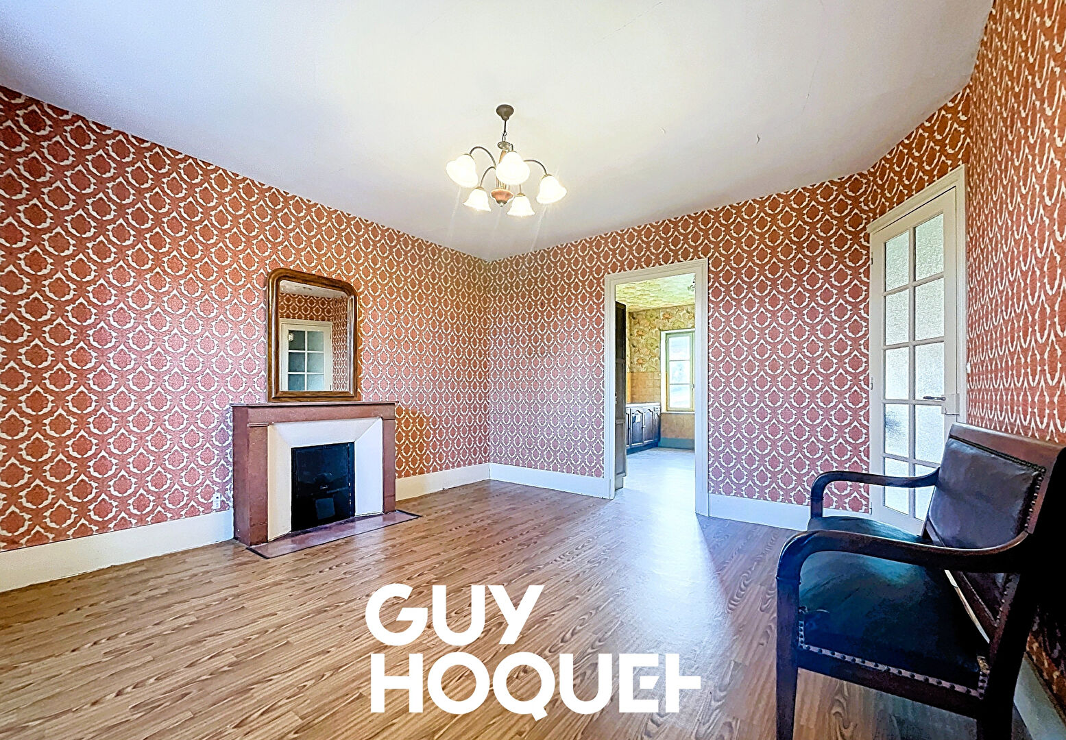 Maison de Vigneron avec deux logements 6 Chs + Dépendances et terrain de 1500 m² environ - 69840 CHENAS