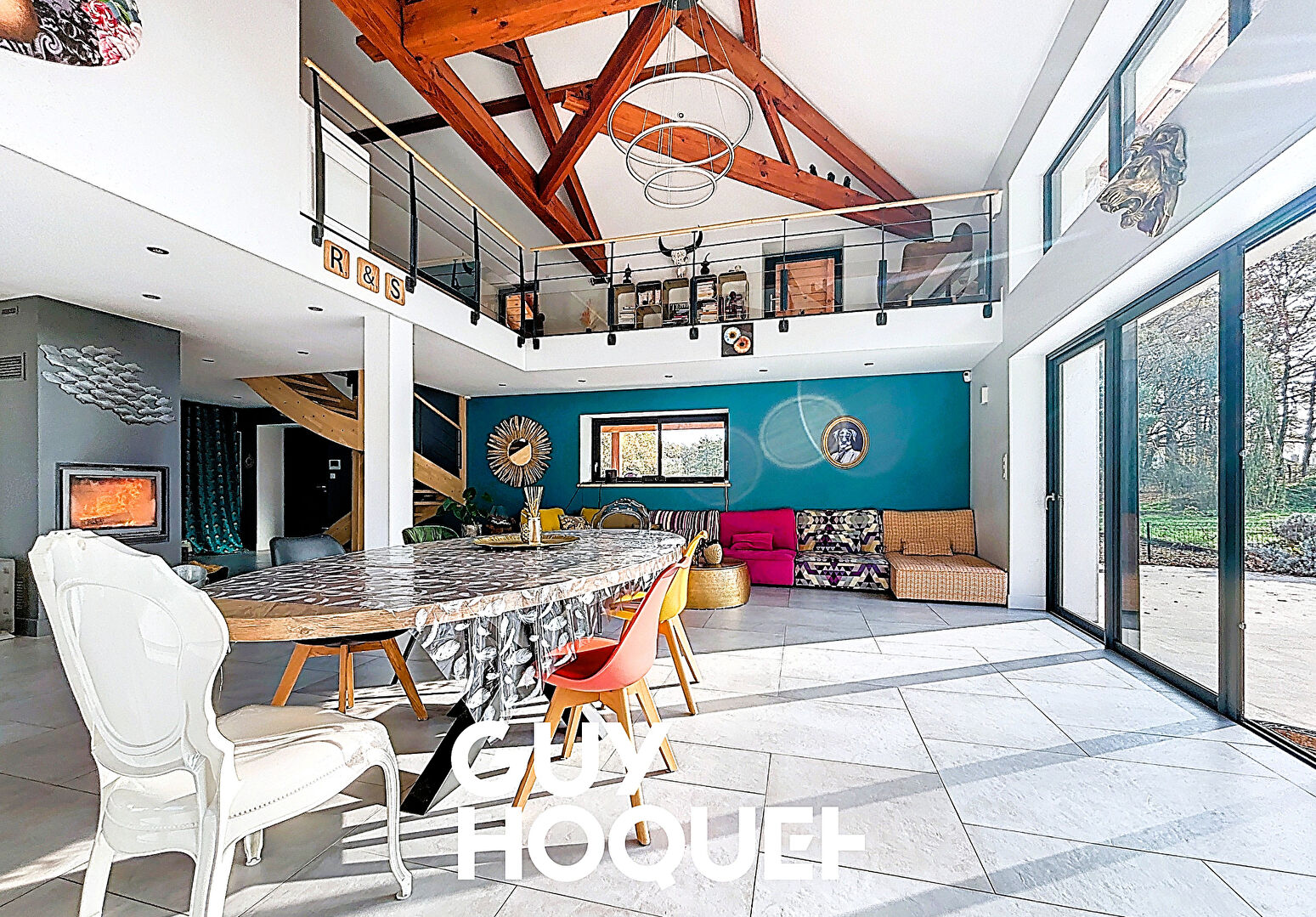 Demeure de prestige 5 Chambres + Dépendances + Parc et Près de 4.6 Hectares - 01380 SAINT ANDRE DE BAGE