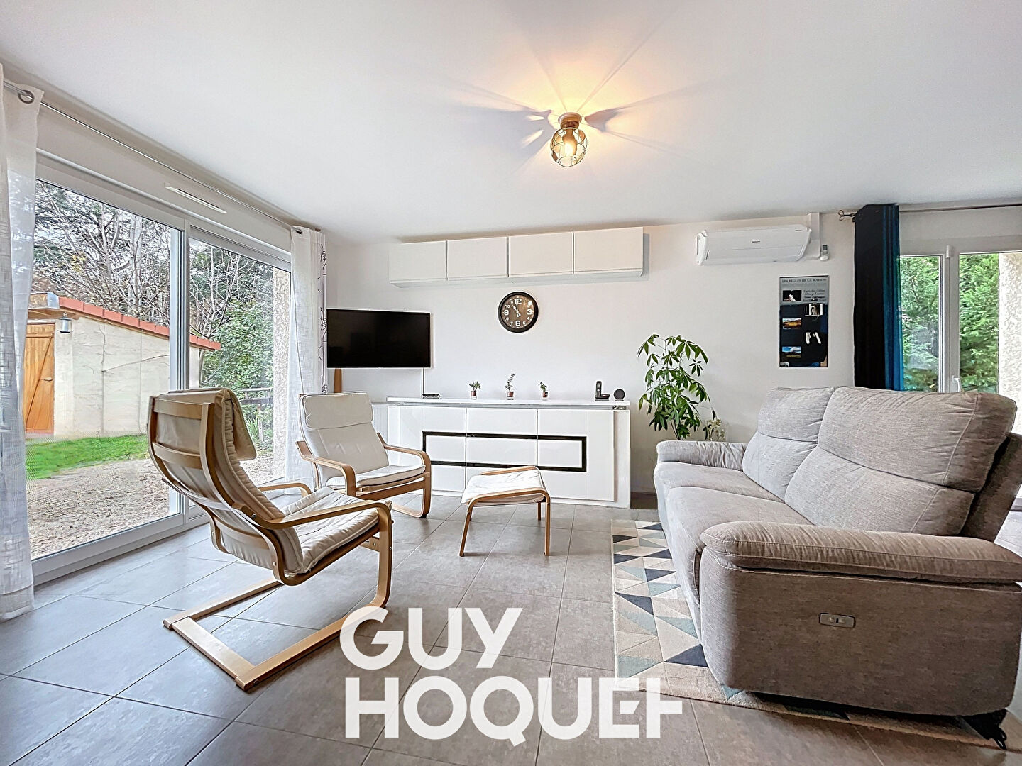 Villa Plain Pied 3 Chs + Garage + Carport et Terrain de 740 m² environ - 69840 JULIENAS