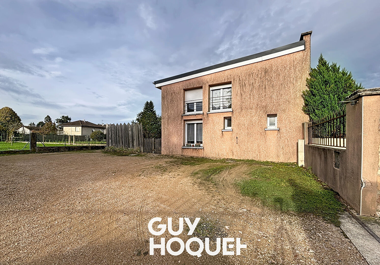 Villa récente 3 Chbs + Garage + Jardin - 01190 GORREVOD