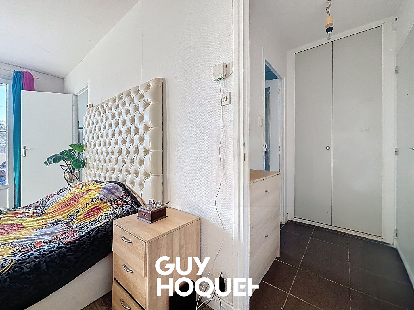 Studio 29 m² + Balcon, Cave et Parking libre - 71000 MACON