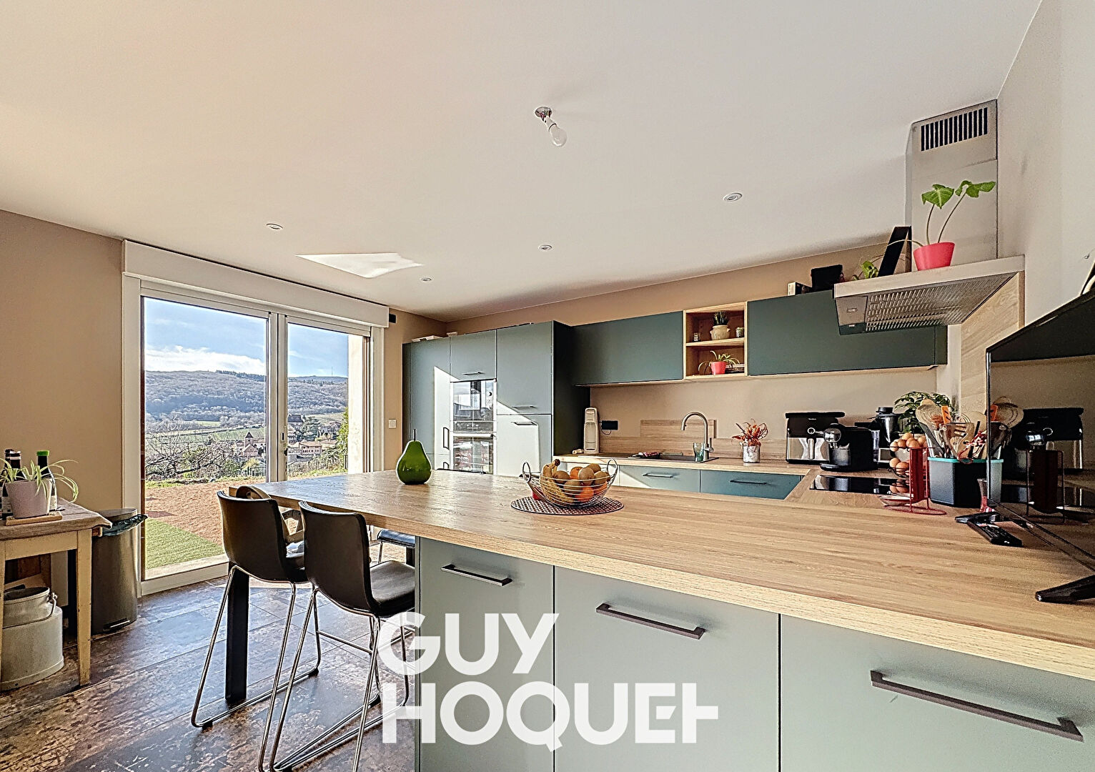 Maison Spacieuse et Lumineuse - 71570 LEYNES