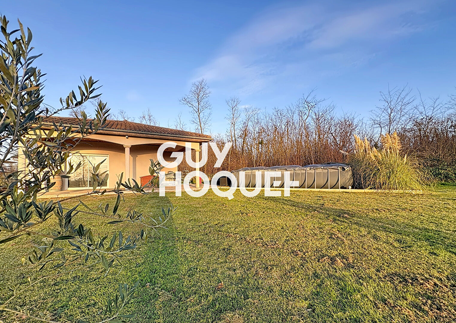 Maison Récente de Plain - Pied avec 4 CHBS - 01190 BOZ